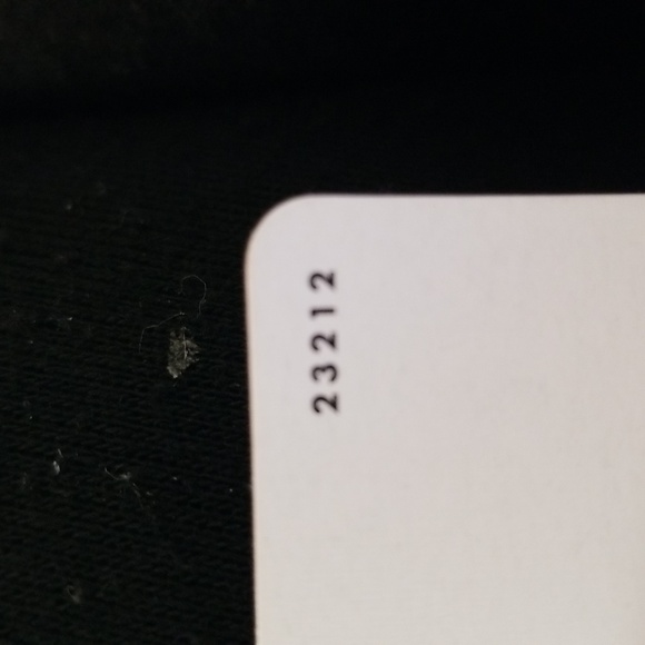 Prime & Stay Finishing Powder - Light/Medium - Picture 3 of 4